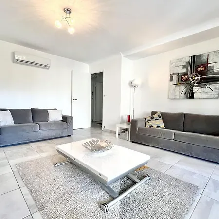 Apartment Beautiful T2 Large Terrace Near Center & Sea Cannes
