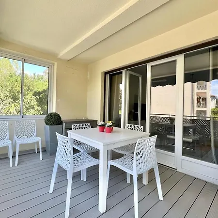 Apartment Beautiful T2 Large Terrace Near Center & Sea Cannes